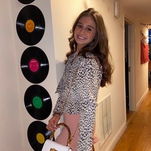 Meet your Posher, Angie